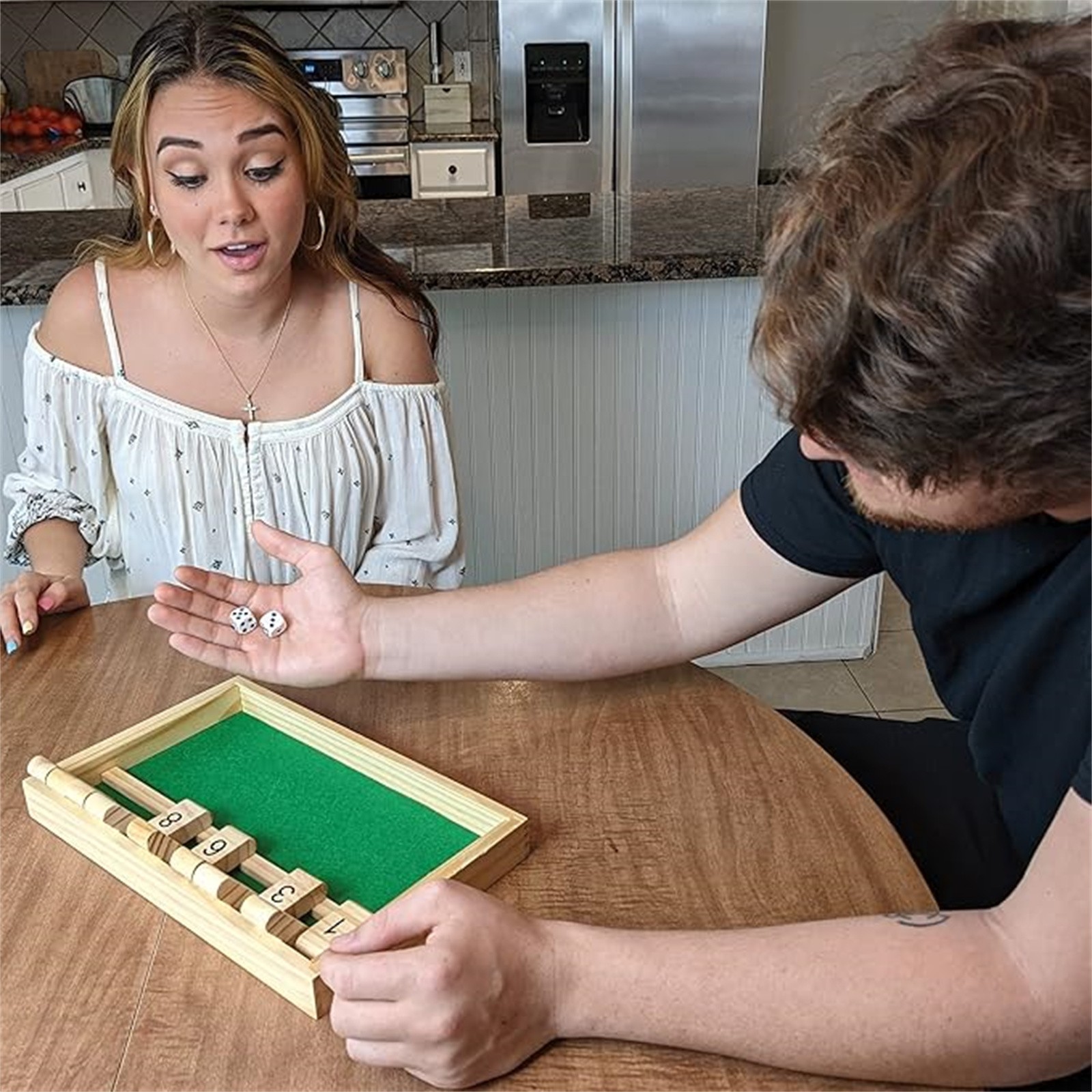 Kutu Kapatın Zar Kurulu 2-4 Ki - Party Games For 3 People incelemesi ve fiyatı